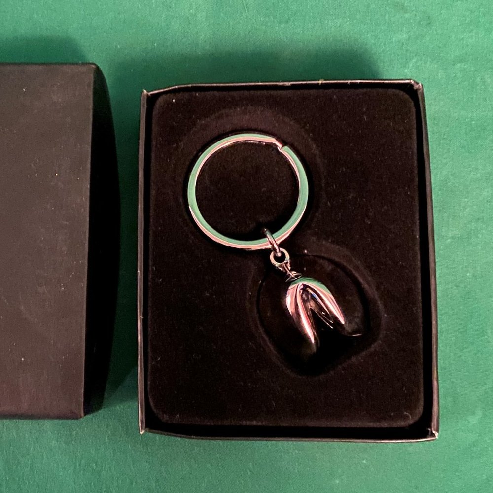 Fortune Cookie Keychain Torre & Tagus